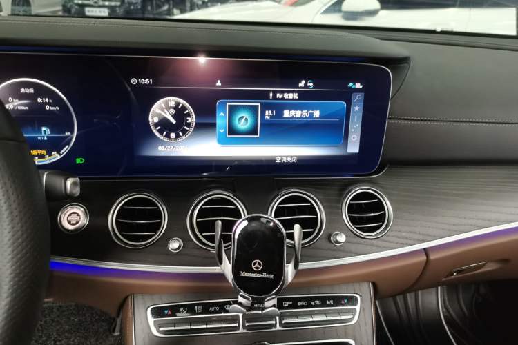 Used Mercedes-Benz E-Class 2020 Restyled E 300 L Sport Exclusive Edition Audio And AC Panel
