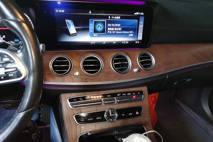Used Mercedes-Benz E-Class 2020 Facelift E 260 L Audio And AC Panel