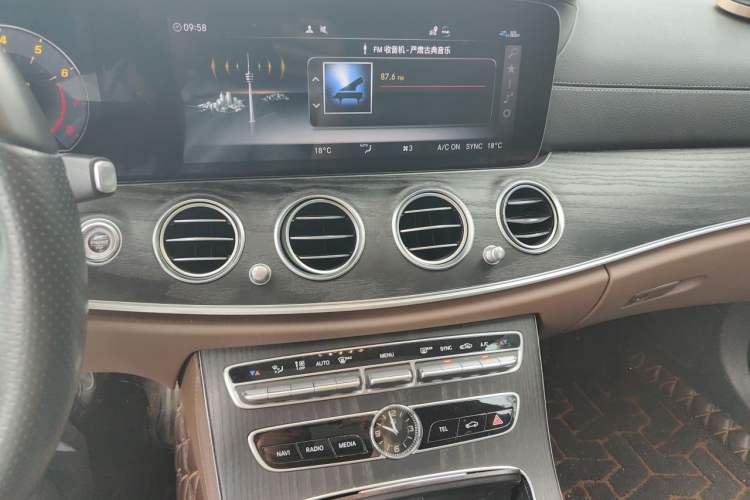 Used Mercedes-Benz E-Class 2020 Restyled E 300 L Sport Exclusive Edition Audio And AC Panel