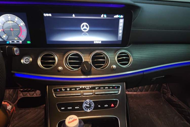 Used Mercedes-Benz E-Class 2020 Facelift E 260 L Sport Edition Audio And AC Panel
