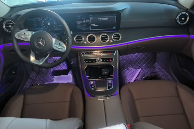 Used Mercedes-Benz E-Class 2020 Restyled E 300 L Sport Exclusive Edition Center Console