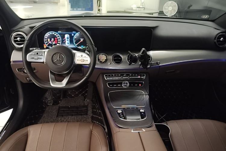 Used Mercedes-Benz E-Class 2020 Facelift E 260 Sport Edition Center Console