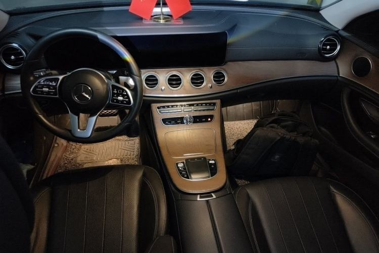 Used Mercedes-Benz E-Class 2020 E 300 L Stylish Model Center Console