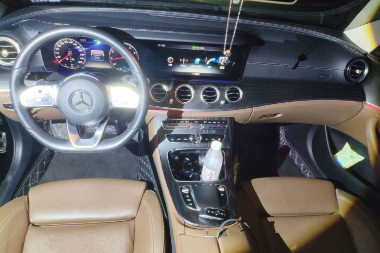 Used Mercedes-Benz E-Class 2020 E 260 L Sport Edition Center Console