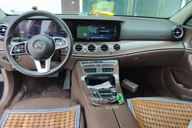 Used Mercedes-Benz E-Class 2020 E 300 L Stylish Model Center Console