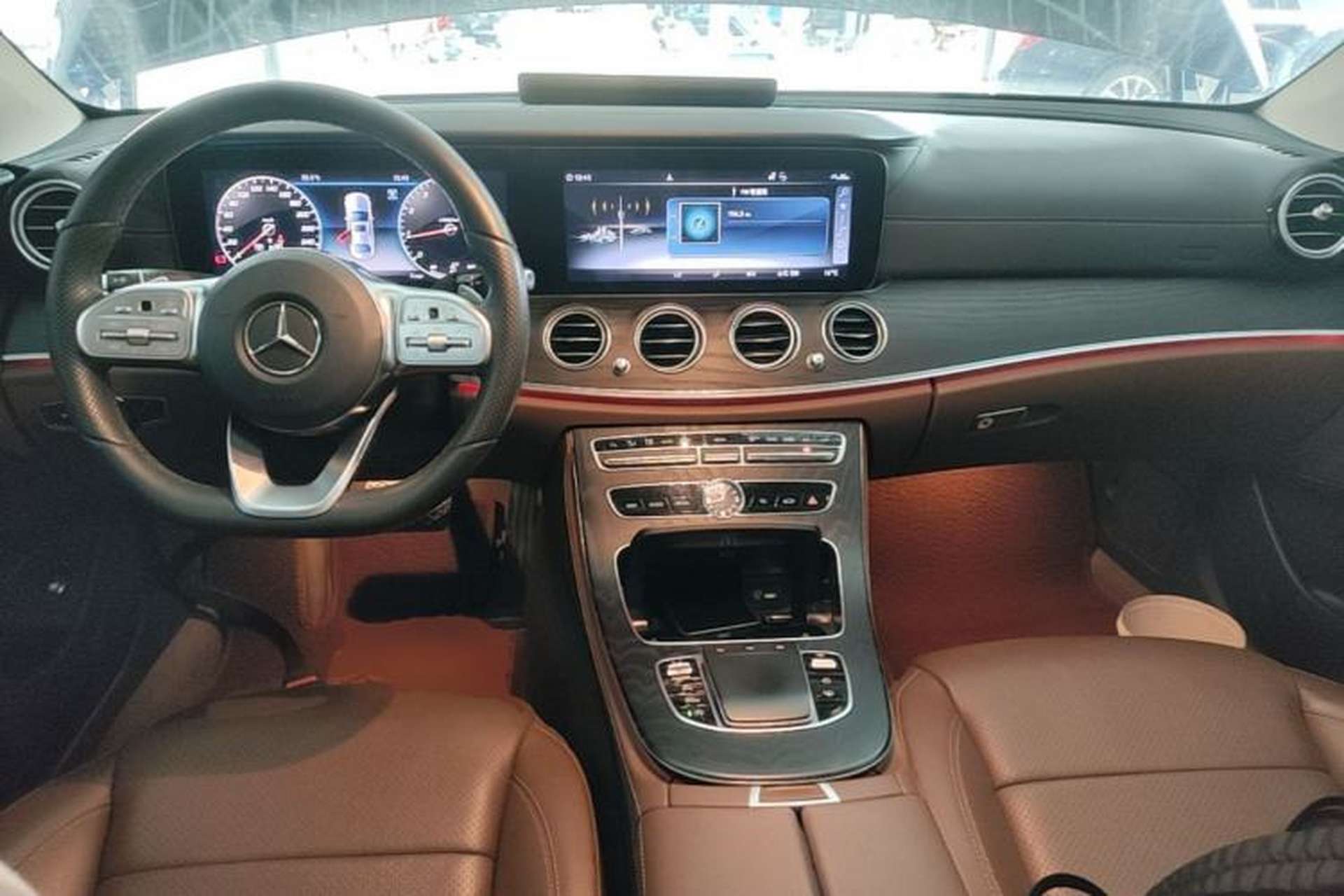 Used Mercedes-Benz E-Class 2020 Restyled E 300 L Sport Exclusive Edition Center Console
