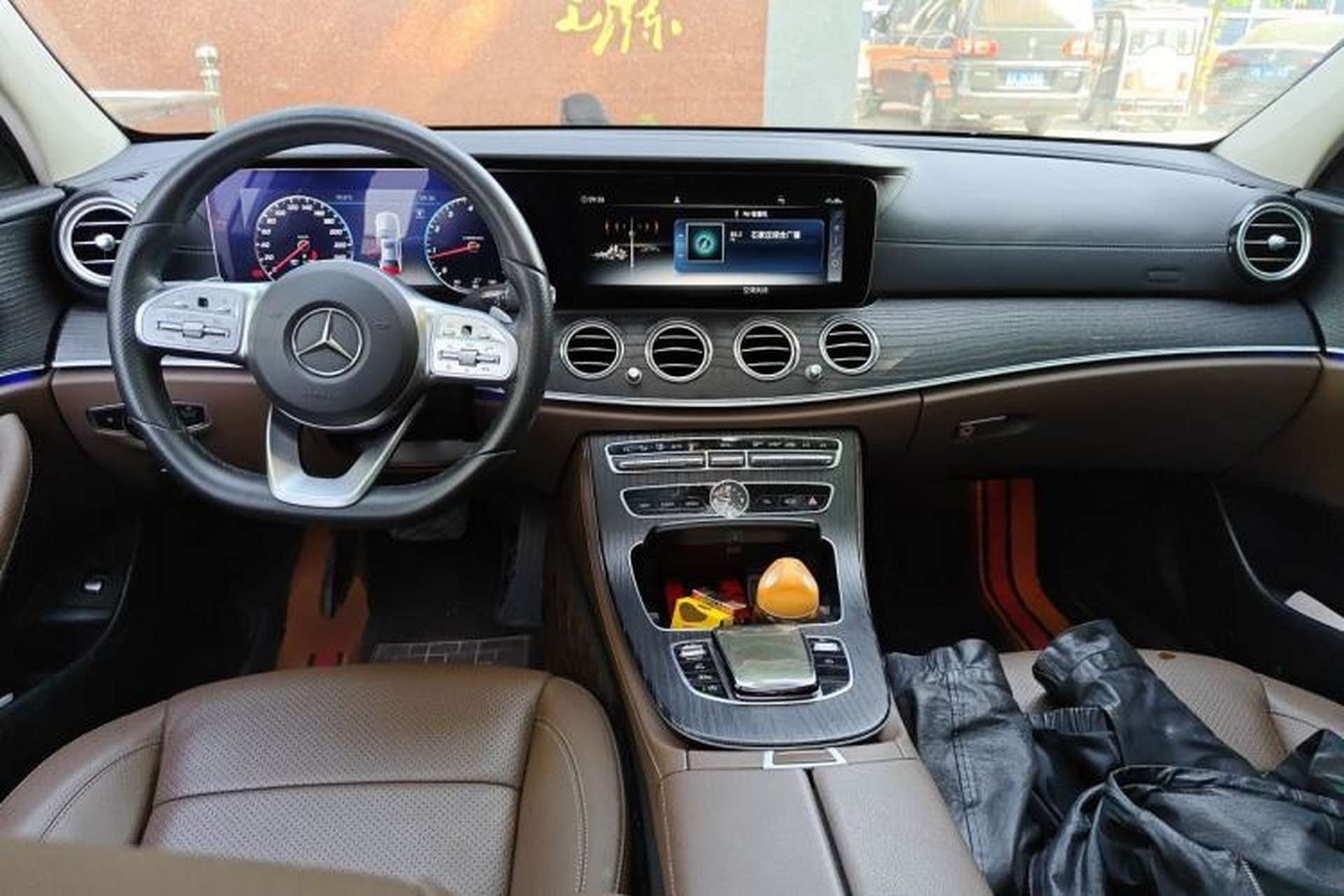 Used Mercedes-Benz E-Class 2020 Restyled E 300 L Sporty and Stylish Edition Center Console