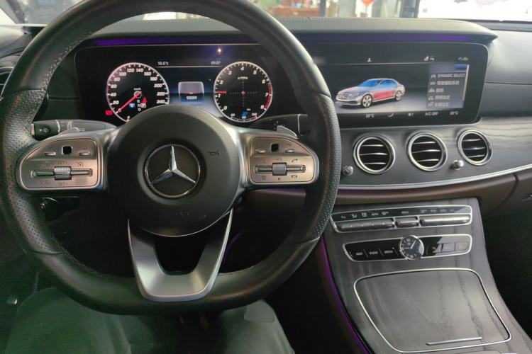 Used Mercedes-Benz E-Class 2020 Restyled E 300 L Sporty and Stylish Edition Center Console