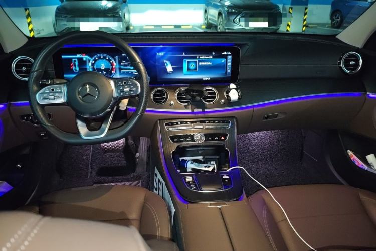 Used Mercedes-Benz E-Class 2020 Restyled E 300 L Sporty and Stylish Edition Center Console
