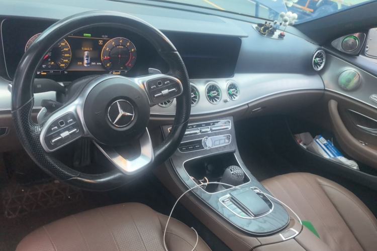 Used Mercedes-Benz E-Class 2020 Facelift E 260 Sport Edition Center Console