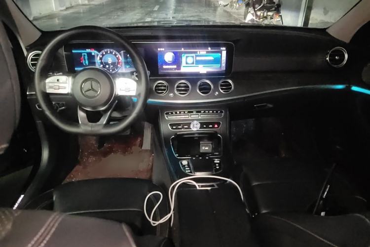 Used Mercedes-Benz E-Class 2020 Restyled E 300 L Sporty and Stylish Edition Center Console
