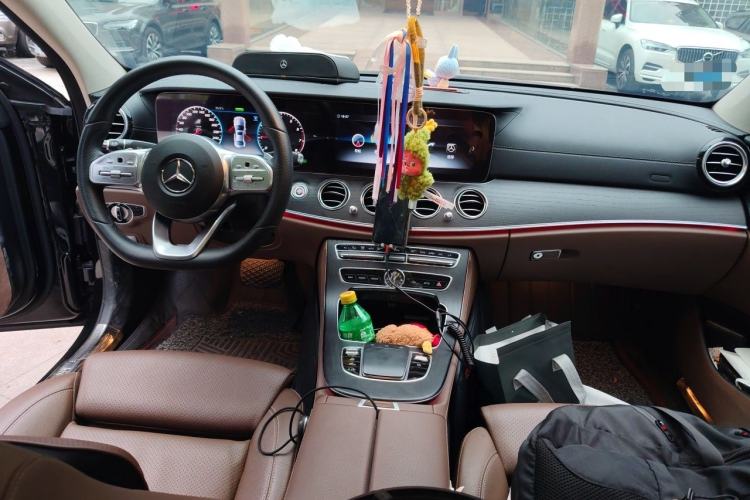 Used Mercedes-Benz E-Class 2020 Facelift E 260 L Sport Edition Center Console