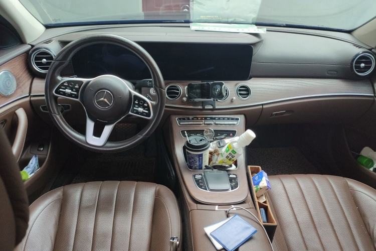 Used Mercedes-Benz E-Class 2020 Restyled E 300 L Exclusive Edition Center Console