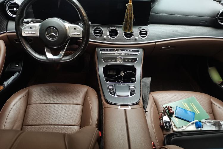 Used Mercedes-Benz E-Class 2020 Restyled E 300 L Sporty and Stylish Edition Center Console
