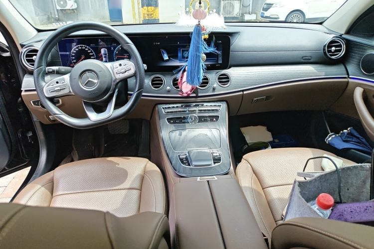 Used Mercedes-Benz E-Class 2020 Restyled E 300 L Sporty and Stylish Edition Center Console