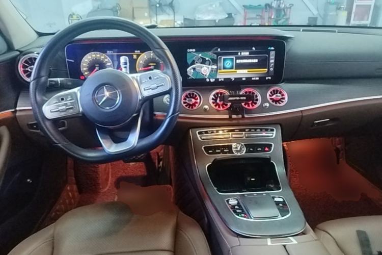 Used Mercedes-Benz E-Class 2020 Restyled E 300 L Sporty and Stylish Edition Center Console