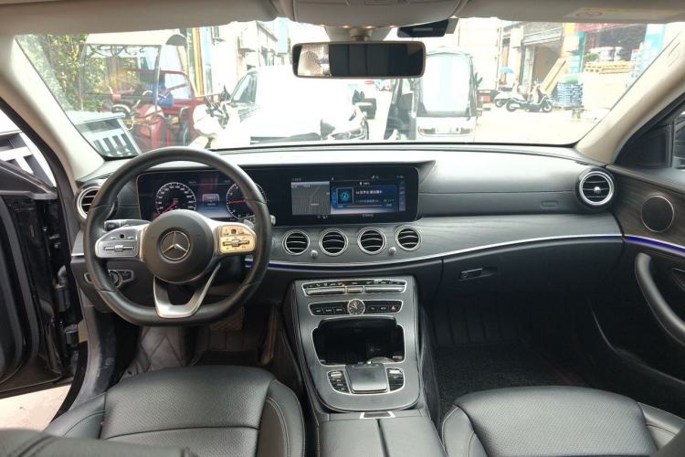 Used Mercedes-Benz E-Class 2020 Restyled E 300 L Sporty and Stylish Edition Center Console