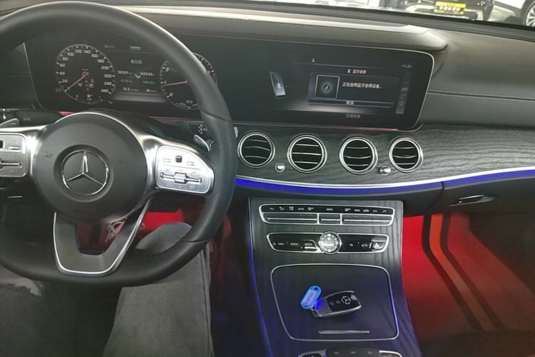 Used Mercedes-Benz E-Class 2020 E 260 L Sport Edition Center Console