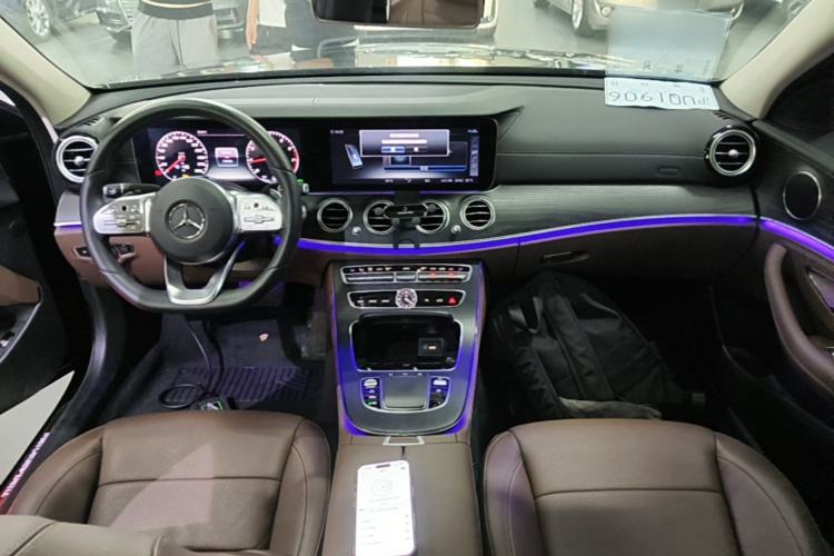 Used Mercedes-Benz E-Class 2020 Restyled E 300 L Sporty and Stylish Edition Center Console