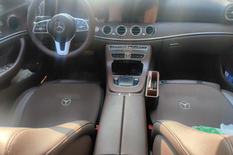 Used Mercedes-Benz E-Class 2020 E 260 L 4MATIC Center Console
