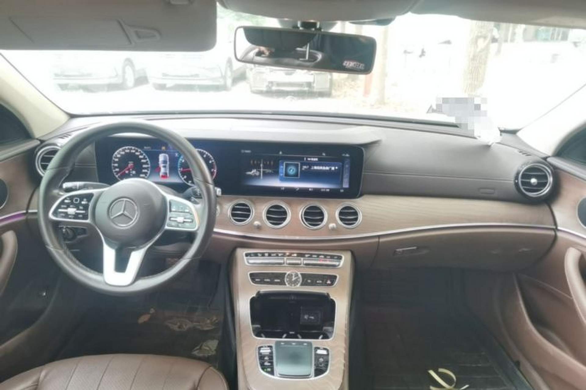 Used Mercedes-Benz E-Class 2020 E 300 L Stylish Model Center Console