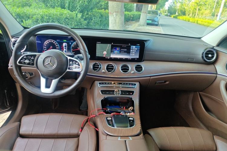 Used Mercedes-Benz E-Class 2020 Facelift E 260 L Center Console