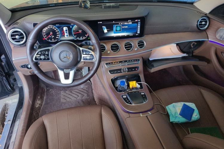 Used Mercedes-Benz E-Class 2020 E 300 L Stylish Model Center Console