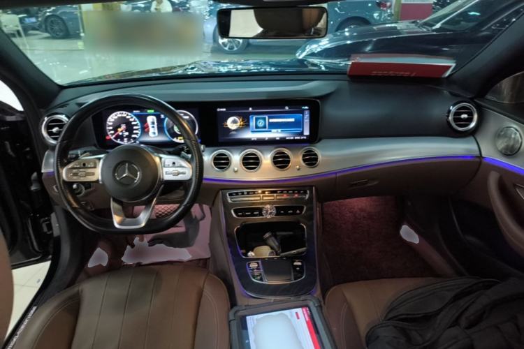 Used Mercedes-Benz E-Class 2020 Facelift E 260 Sport Edition Center Console