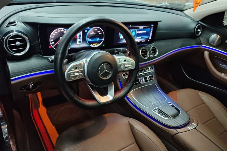 Used Mercedes-Benz E-Class 2020 Restyled E 300 L Sporty and Stylish Edition Center Console