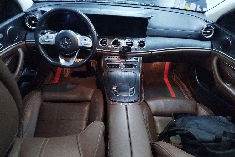 Used Mercedes-Benz E-Class 2020 Facelift E 260 L Sport Edition Center Console