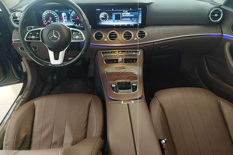 Used Mercedes-Benz E-Class 2020 E 300 L Stylish Model Center Console