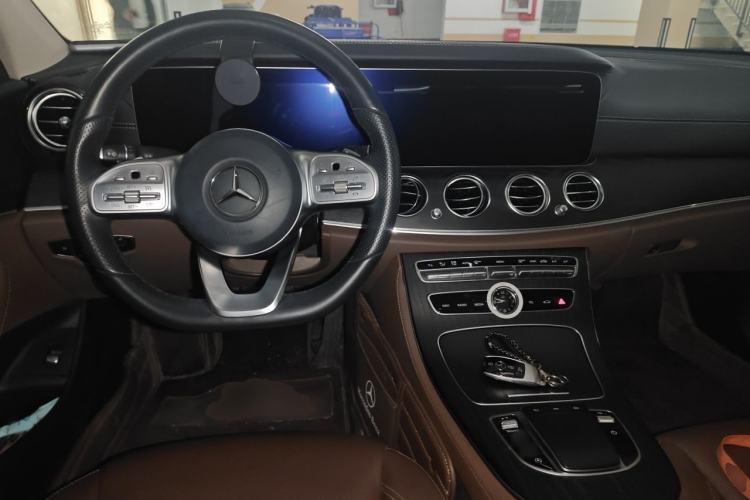 Used Mercedes-Benz E-Class 2020 Restyled E 300 L Sporty and Stylish Edition Center Console
