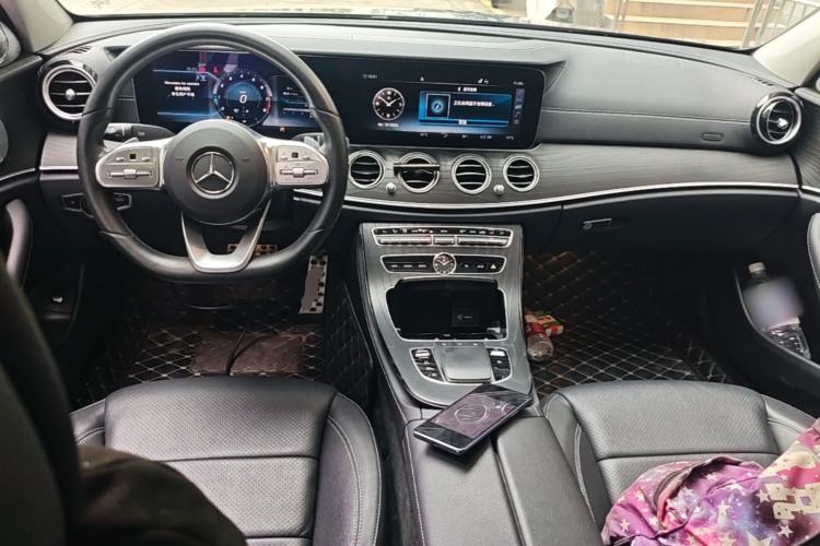 Used Mercedes-Benz E-Class 2020 Restyled E 300 L Sporty and Stylish Edition Center Console
