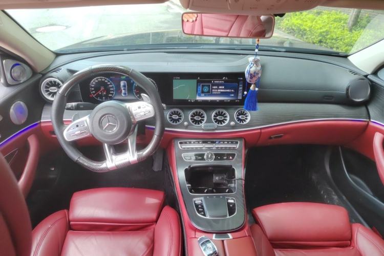 Used Mercedes-Benz E-Class 2020 Facelift E 260 L Sport Edition Center Console