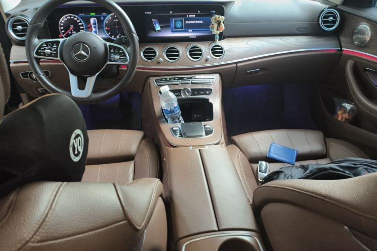 Used Mercedes-Benz E-Class 2020 Facelift E 260 L Center Console