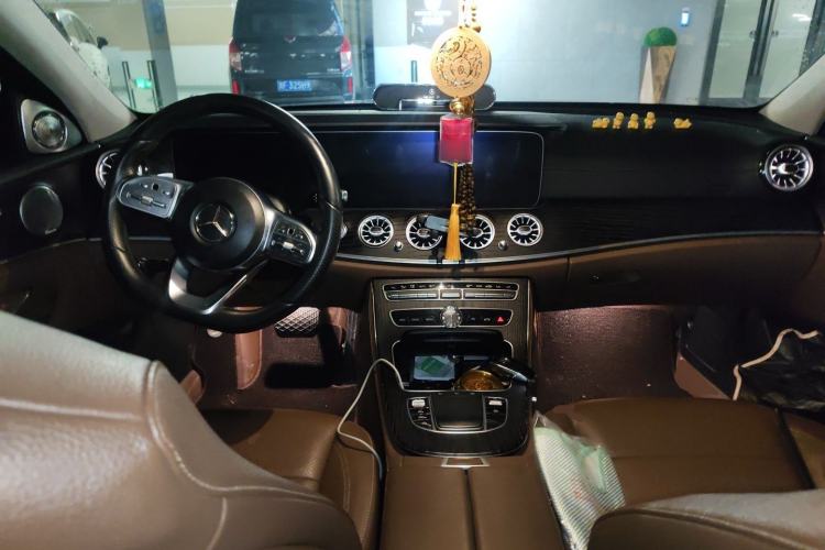 Used Mercedes-Benz E-Class 2020 Restyled E 300 L Sporty and Stylish Edition Center Console
