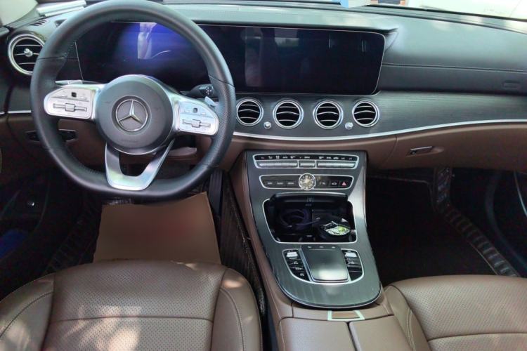 Used Mercedes-Benz E-Class 2020 E 300 L Stylish Model Center Console