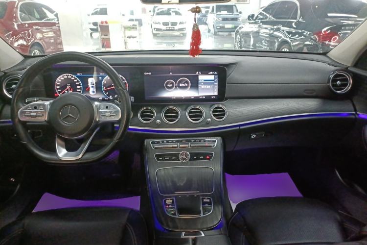 Used Mercedes-Benz E-Class 2020 Restyled E 300 L Sporty and Stylish Edition Center Console