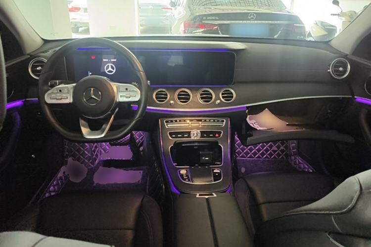 Used Mercedes-Benz E-Class 2020 Restyled E 300 L Sporty and Stylish Edition Center Console