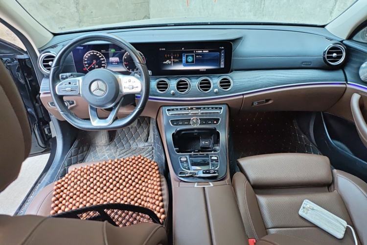 Used Mercedes-Benz E-Class 2020 Facelift E 260 L Sport Edition Center Console