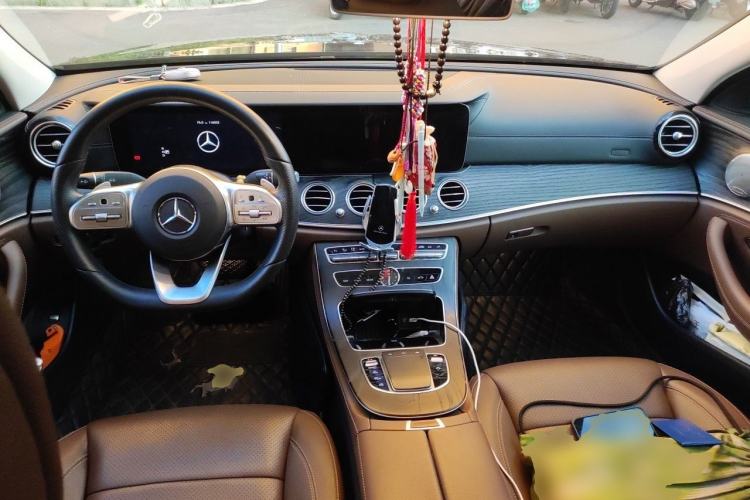 Used Mercedes-Benz E-Class 2020 Restyled E 300 L Sporty and Stylish Edition Center Console