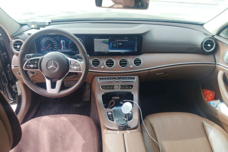 Used Mercedes-Benz E-Class 2020 Facelift E 300 L Stylish Edition Center Console