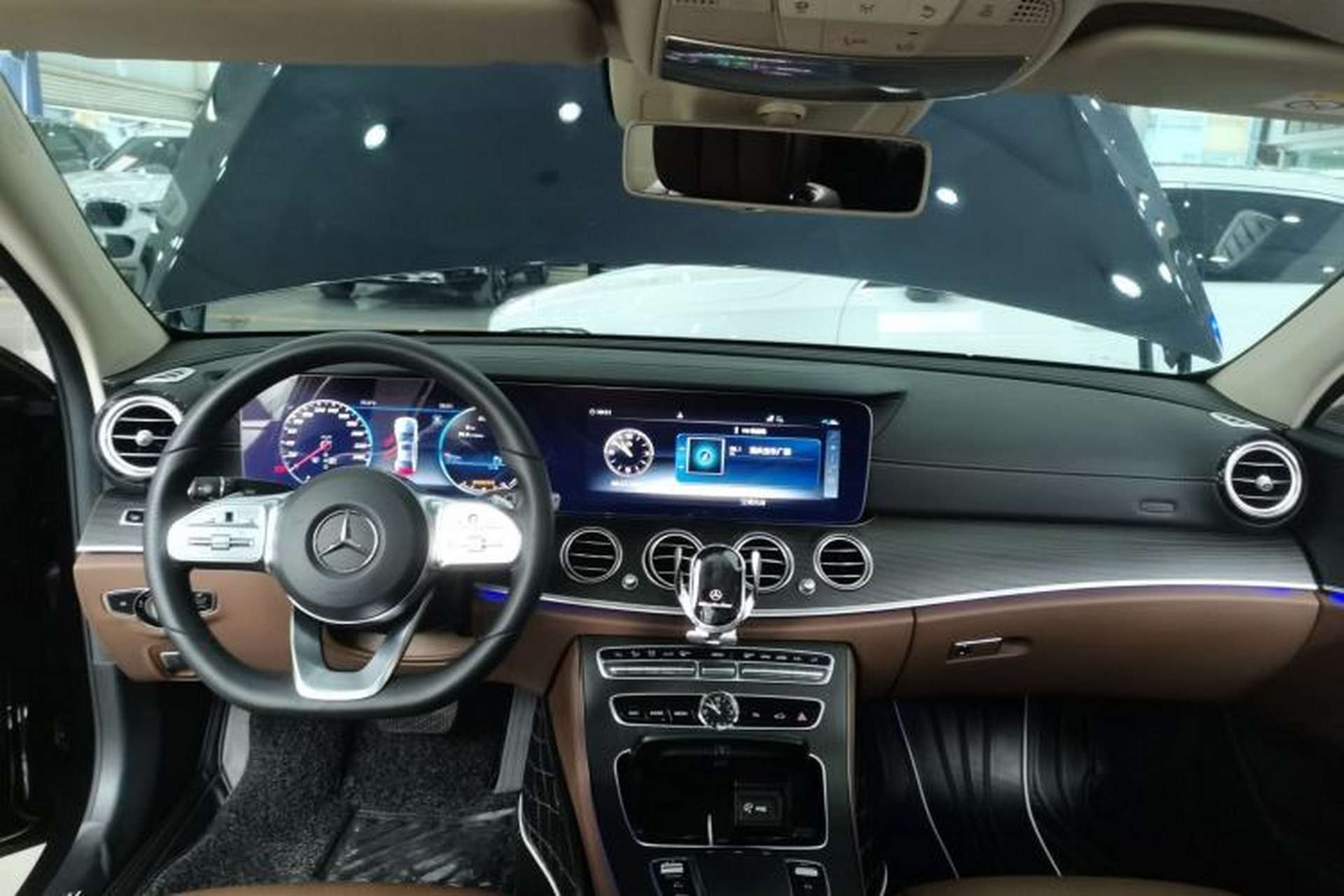 Used Mercedes-Benz E-Class 2020 Restyled E 300 L Sport Exclusive Edition Center Console