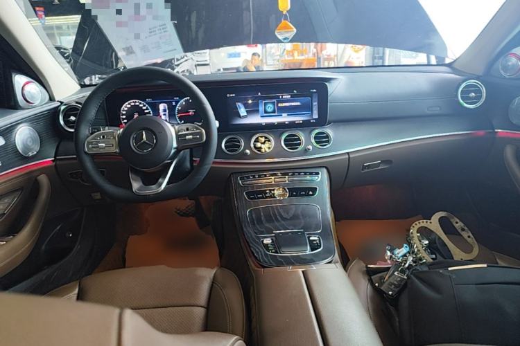 Used Mercedes-Benz E-Class 2020 Restyled E 300 L Sporty and Stylish Edition Center Console