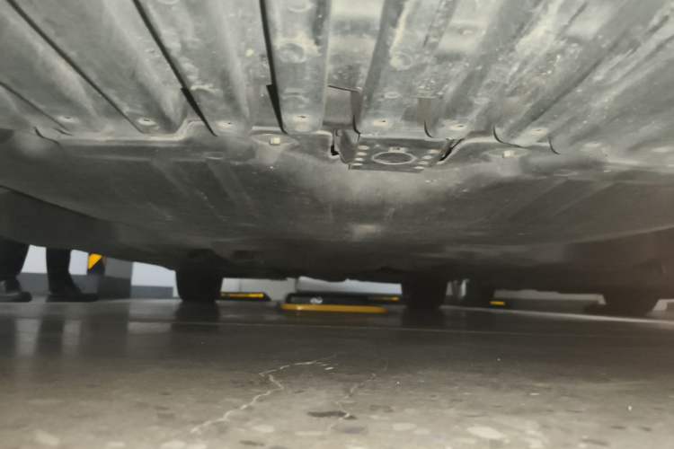 Used Mercedes-Benz E-Class 2020 E 300 L Luxury Model Chassis Front