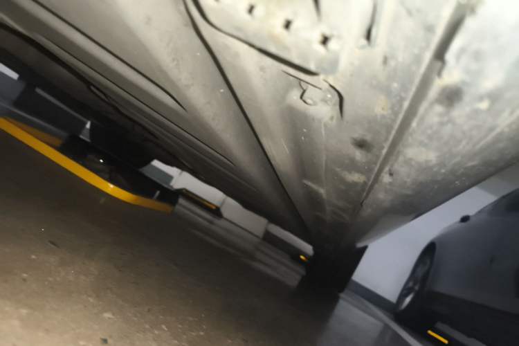Used Mercedes-Benz E-Class 2020 E 300 L Luxury Model Chassis Front Left