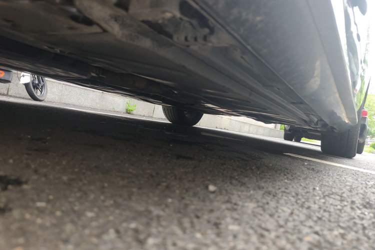 Used Mercedes-Benz E-Class 2020 Restyled E 300 L Sporty and Stylish Edition Chassis Front Left