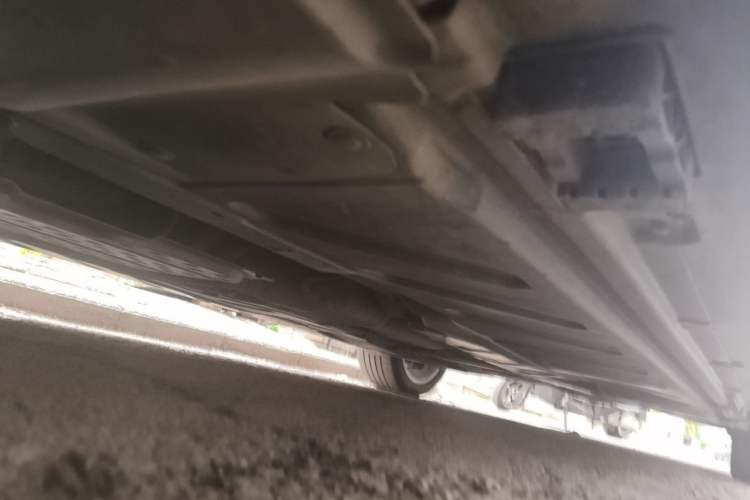 Used Mercedes-Benz E-Class 2020 Restyled E 300 L Exclusive Edition Chassis Front Left