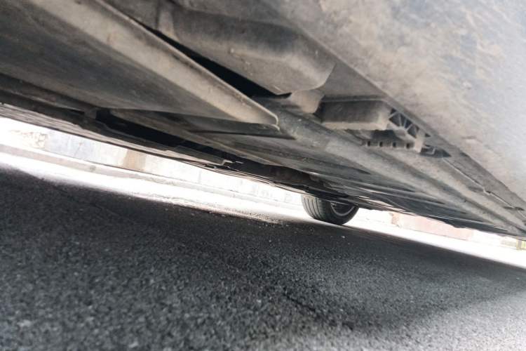 Used Mercedes-Benz E-Class 2020 Restyled E 300 L Exclusive Edition Chassis Front Left