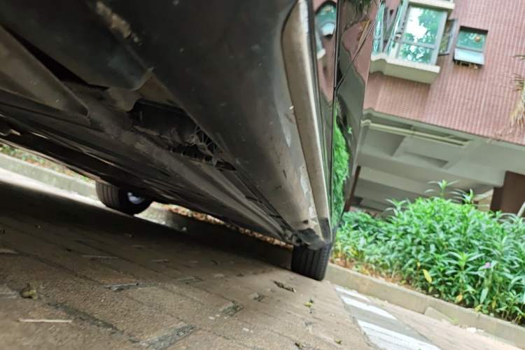 Used Mercedes-Benz E-Class 2020 E 300 L Luxury Model Chassis Front Left